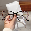 Armação de Óculos Gatinho Livi